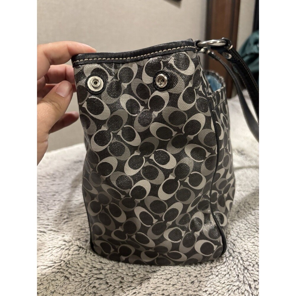 Coach Chelsea Gray & Black Opt Art XL Weekender/Diaper Bag Carryall Tote - Picture 10 of 16